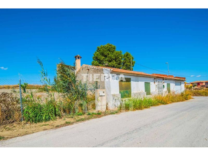 Foto 597767d3-95d1-4f00-bdab-3c6624938c3b. Casa amb aparcament a Ceutí