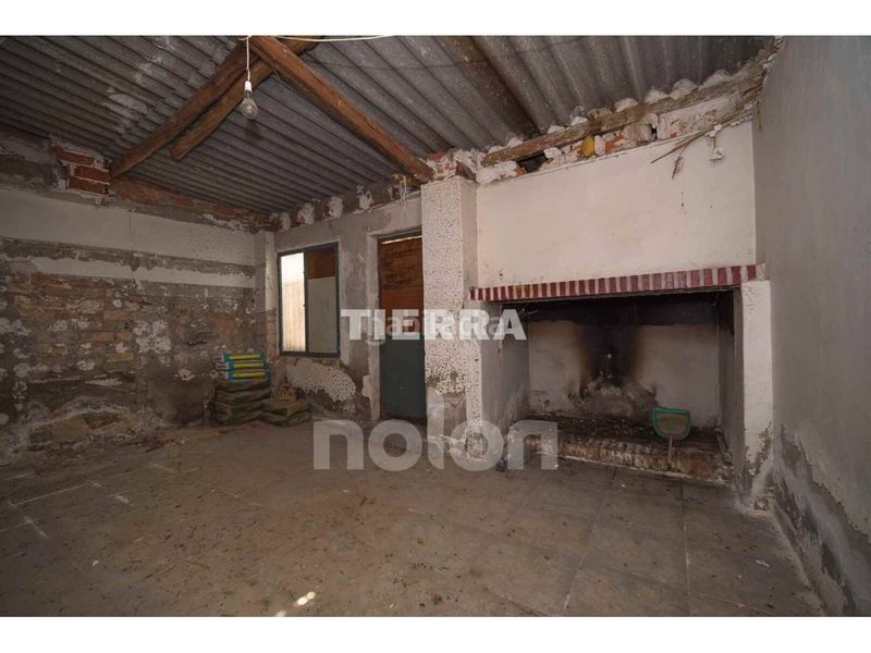 Foto 696b9a4b-1981-4b5a-b4f2-e0c68743e09d. Casa amb aparcament a Ceutí