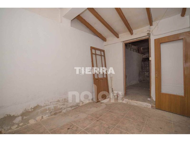 Foto 77283d99-b368-4e2b-80a3-5c75d3a3f7ce. Casa amb aparcament a Ceutí