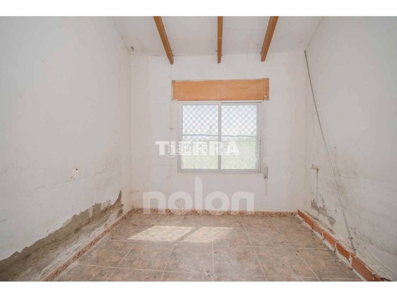 Foto ad7bc0ab-566b-484d-868d-d941237e3ff9. Casa amb aparcament a Ceutí