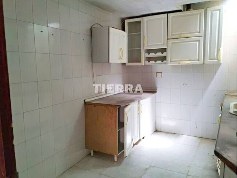 Foto d44ca4ba-3008-482a-9c97-dfdc7859b336. Casa adossada a Ulea