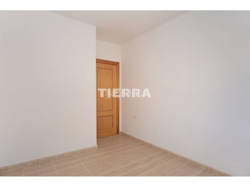 Foto 2bd60738-91d7-4bfc-8112-20fffd467db5. Casa adossada a Abanilla