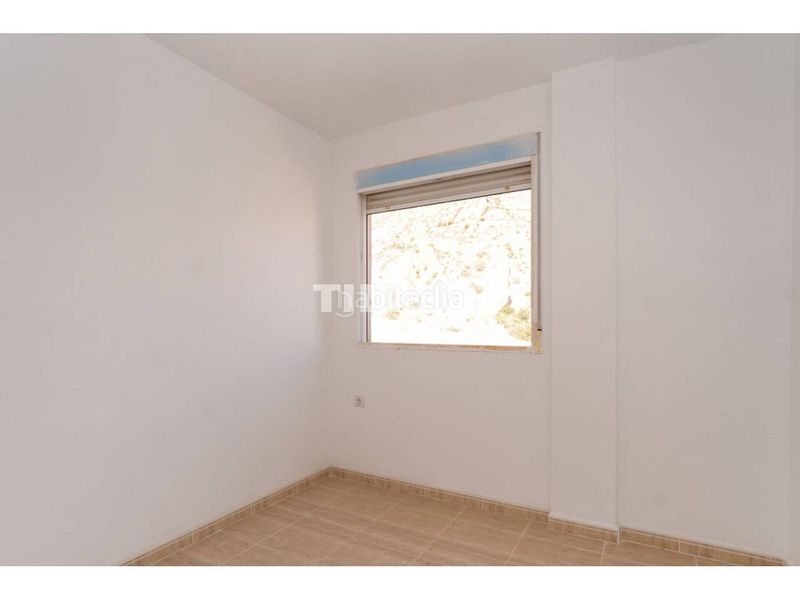 Foto a8830927-14b9-4cff-9bd2-9254d80d45c6. Casa adossada a Abanilla