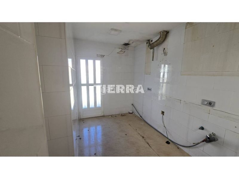 Foto ccadb7fd-c42d-4efe-940d-41c038c3103c. Piso  en venta en Alcantarilla