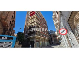 Appartement  Calle sagasta. Amplio piso de 140 m junto al malecón y mercado de verónicas  mu
