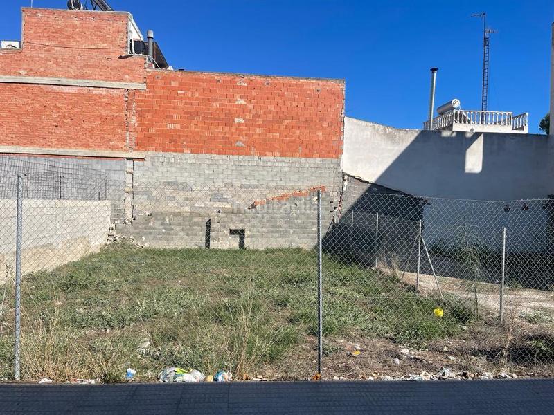 Foto e141c4b4-b30a-4b3c-8292-59e205ca543c. Terreno residencial en calle río segura 13a solar urbano en almoradi en Almoradí