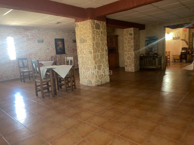 Foto 0bc41c27-182f-49db-a8fa-7f430ce74fe8. Edificio en cv-83 9 en Monòver