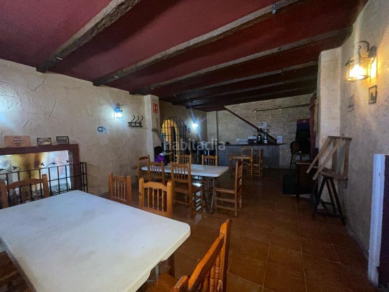 Foto 29caa639-cfaa-4a9c-b9d2-09a1f16de5f2. Edificio en cv-83 9 en Monòver