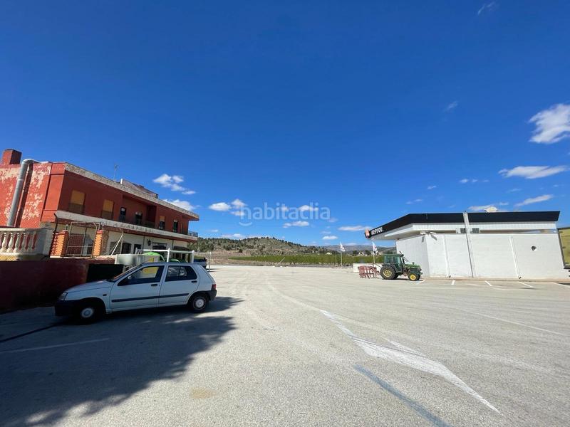 Foto 7e0961a3-14be-4e76-8f89-c93d8fecb19c. Edificio en cv-83 9 en Monòver