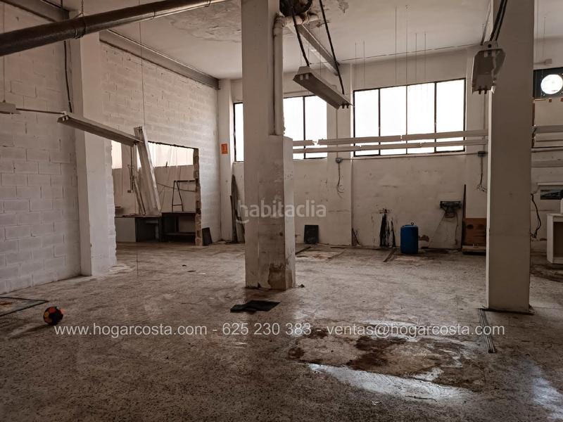 Foto 20b55832-88ae-4639-bd2d-fb7f23411b50. Local comercial en calle san bartolomé 20 local en Villena