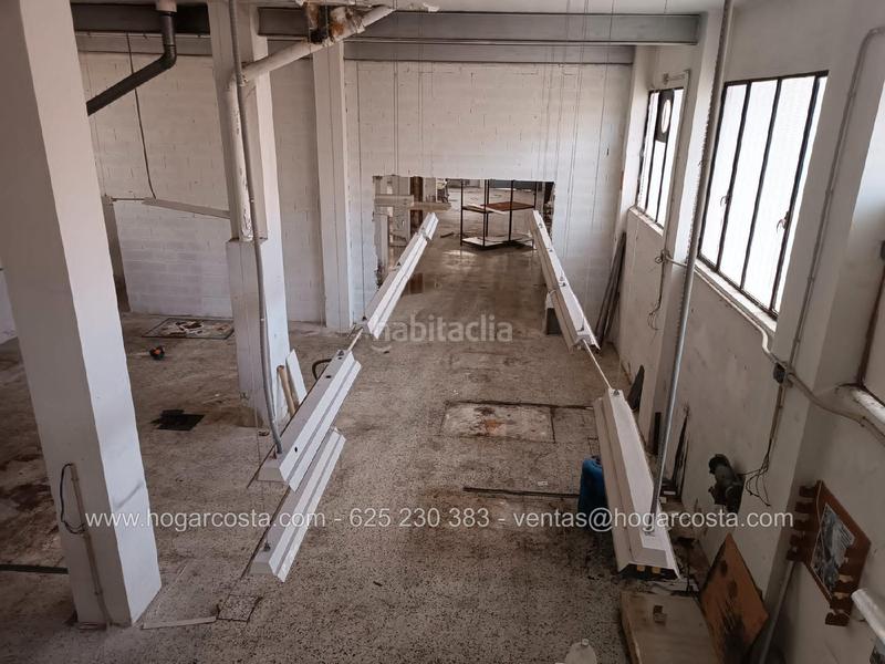 Foto 71d2e844-3378-4e30-bf08-e0e6785d63c8. Local comercial en calle san bartolomé 20 local en Villena