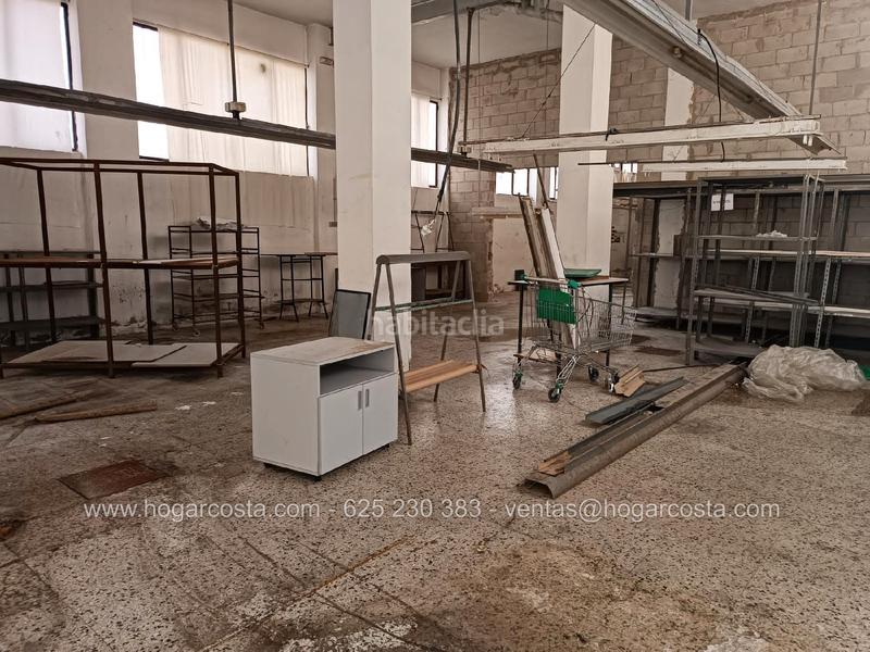 Foto ed8f154e-930f-4ace-b88a-fad7d39eba1a. Local comercial en calle san bartolomé 20 local en Villena