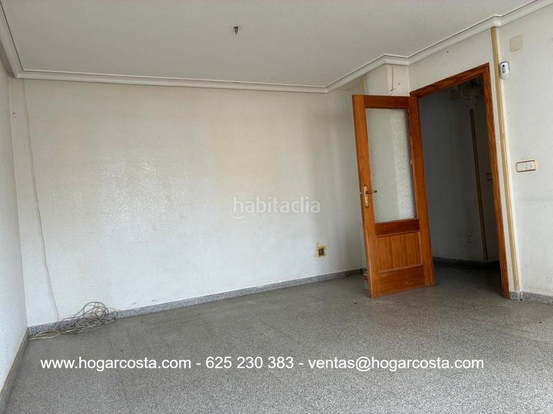 Foto 1c282fa0-bdb5-4114-bc4e-9e4bca92b769. Flat in carrer verge de la salut 42 in Crevillente