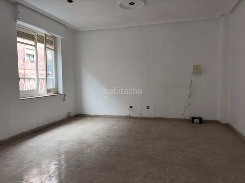 Foto 6a201580-7cd6-4955-a72f-e7f05d653fab. Pis a calle olegario domarco seller 89 a Carrús Este Elche / Elx