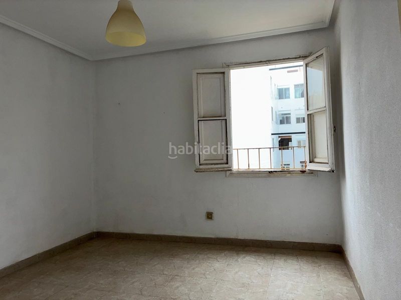 Foto b5c1e6c7-5566-475f-8f65-9b5c84513bb2. Pis a calle olegario domarco seller 89 a Carrús Este Elche / Elx