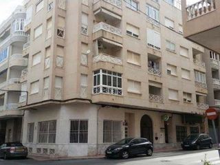 Pis en San pascual 216. Piso alquilado en venta en torrevieja, una inversi�n muy interes