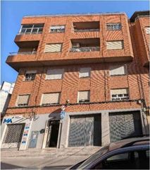Pis en Calle gil osorio 9. Vivienda alquilada en venta en villena