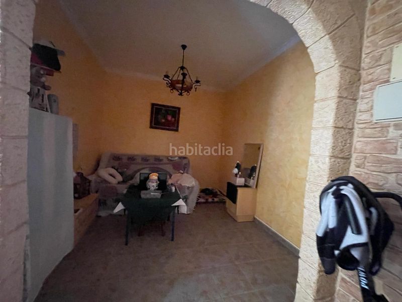 Foto 188f7988-1b09-4339-a365-8f0abd26e13a. Edifici a manya el 22 a Monòver