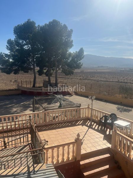Foto a04f49e2-1ebc-4ee0-afa1-ab2f2b2c5381. Edifici a manya el 22 a Monòver