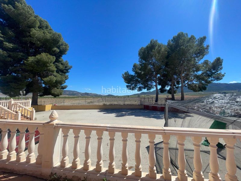 Foto def1df68-c283-4599-bc57-6838cdadfe79. Edifici a manya el 22 a Monòver