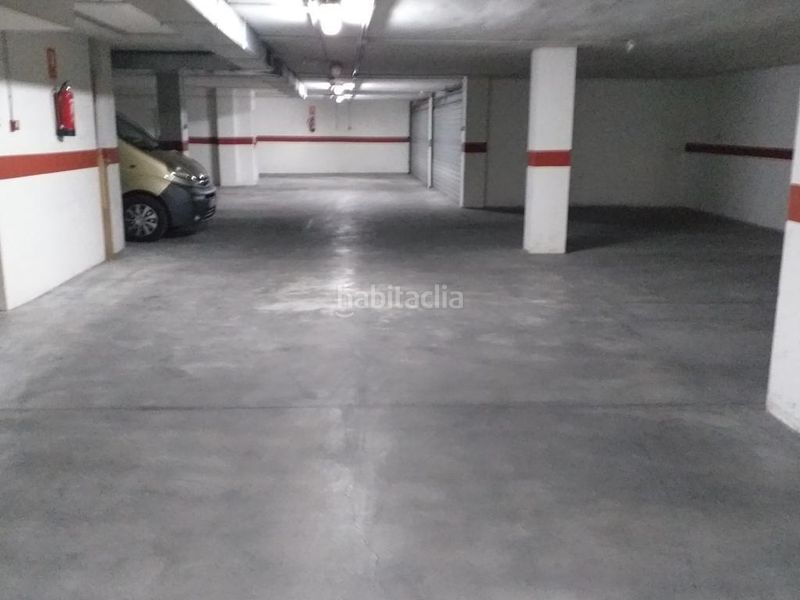 Foto 5661fbf7-599d-4e91-bf7d-b1ec415c1f3b. Aparcament cotxe a calle de murillo 11 a Petrer