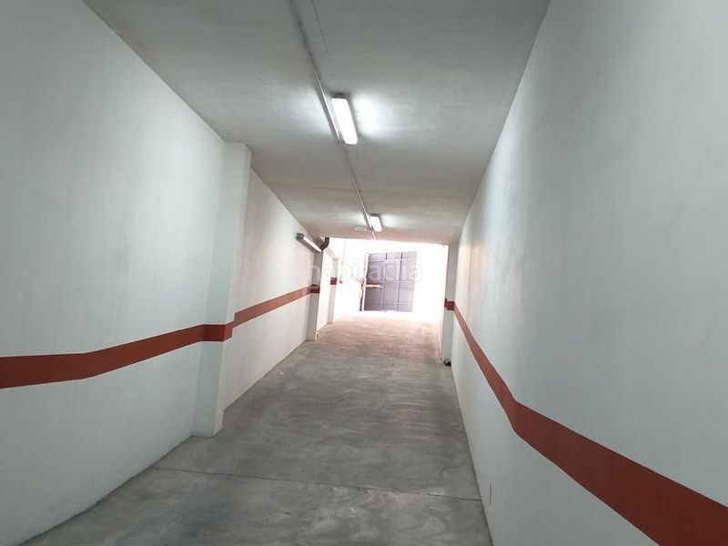 Foto 83c9deef-be53-4fce-a957-b65cb2e78364. Aparcament cotxe a calle de murillo 11 a Petrer