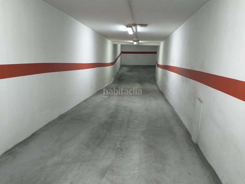 Foto 8852d611-8fc0-4e9d-b46d-21be2b64de14. Aparcament cotxe a calle de murillo 11 a Petrer