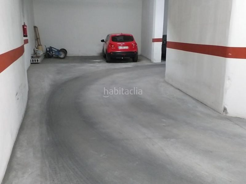 Foto eacd1370-1147-4fc2-8938-c2ae34374fe7. Aparcament cotxe a calle de murillo 11 a Petrer