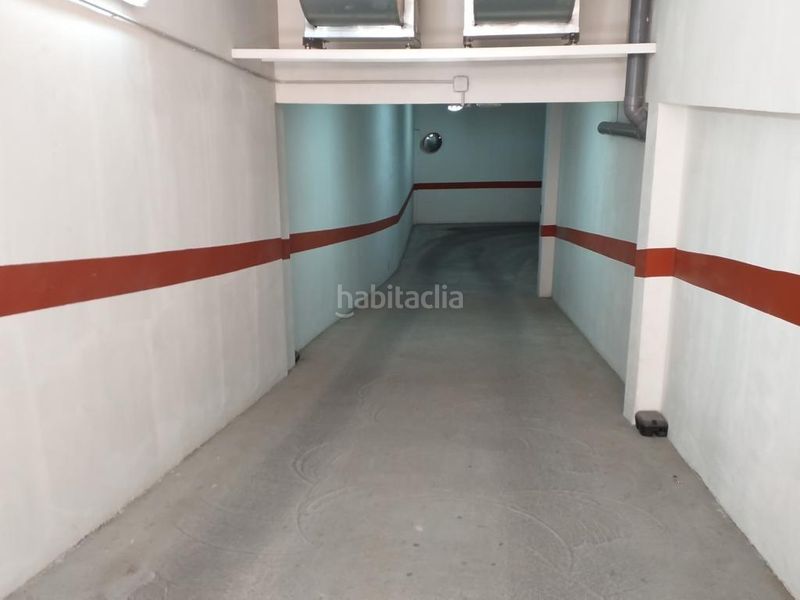 Foto 1019584c-8891-438a-80e6-ddedd98e4f58. Aparcament cotxe a calle de murillo 11 a Petrer