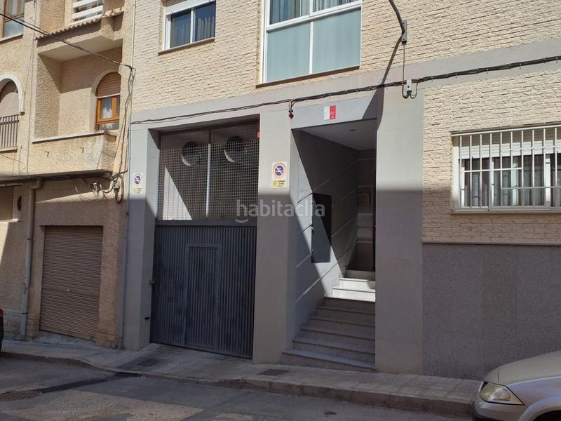 Foto 57102298-f897-4a0a-9229-8651f9eaeb51. Aparcament cotxe a calle de murillo 11 a Petrer