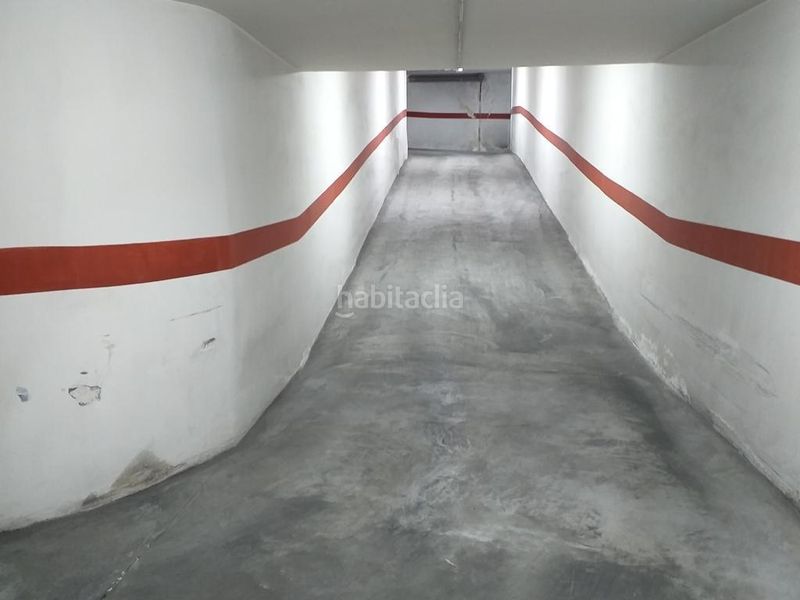 Foto cad7b62d-b57c-482b-a666-1c94a4ce60d5. Aparcament cotxe a calle de murillo 11 a Petrer