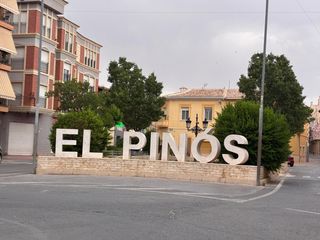 Pis en Jumilla 27. Piso en pinoso
