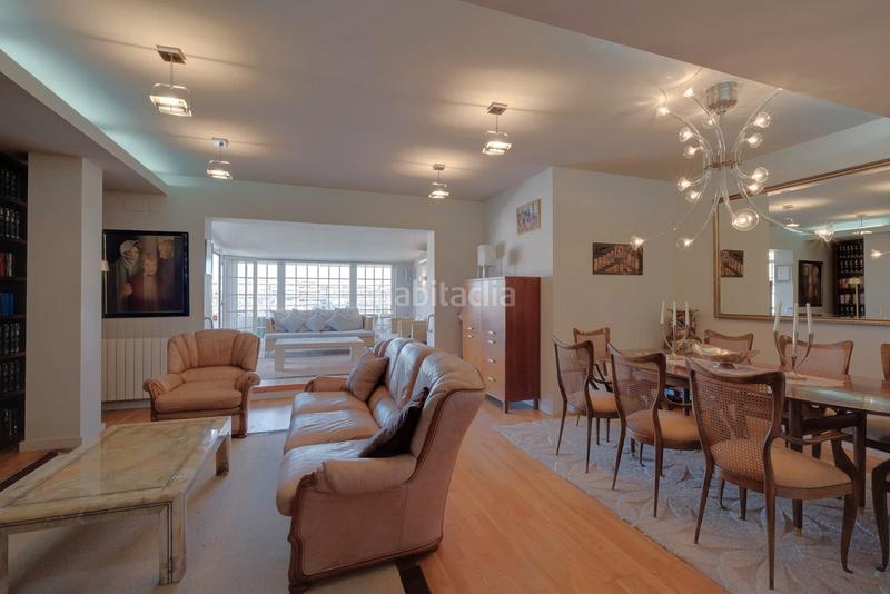 Foto 6d96dc93-2a03-4683-a4aa-8aff9972536f. Pis amb xemeneia calefacció aparcament a Sarrià Barcelona