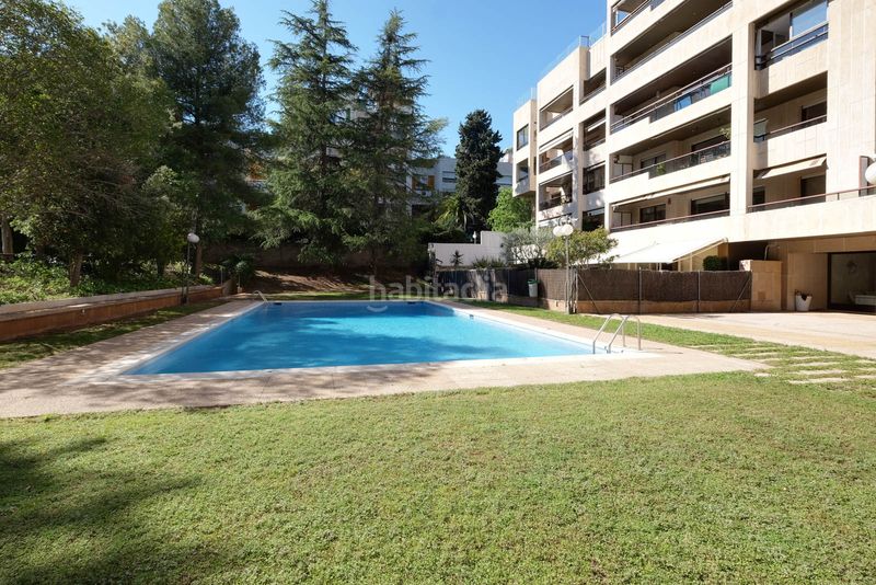 Foto 619a4a1b-1746-4a7d-849a-15a7415d2756. Pis amb calefacció aparcament piscina a Pedralbes Barcelona
