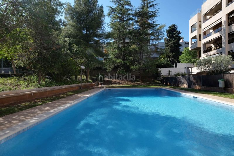 Foto 956c6c75-e138-49a2-b719-db5bf65b55e4. Pis amb calefacció aparcament piscina a Pedralbes Barcelona