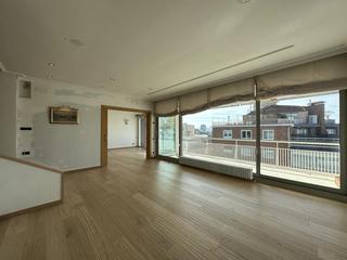 Appartement  Carrer dels valero. Turó park - valero