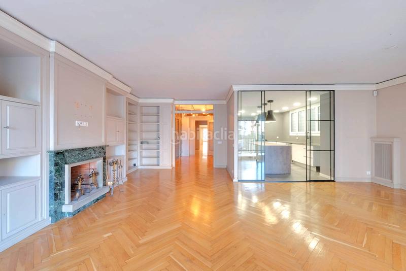 Foto 2c4d0279-6bc3-471a-af0e-3a5c7bdfaaa5. Appartement avec parking dans Sant Gervasi - Bonanova Barcelona