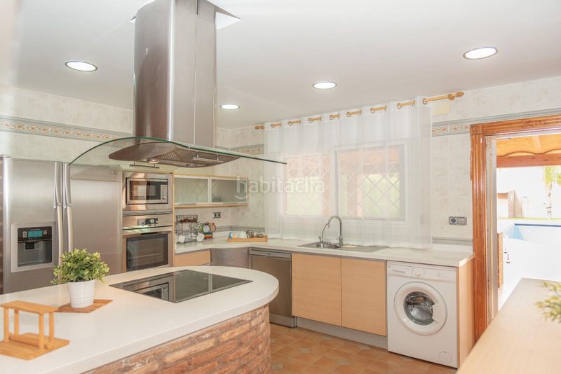Foto ff810819-ec25-4234-9171-9c3672200595. Casa amb aparcament a La Aljorra Cartagena