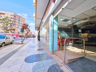 Geschäftsraum  Cartagena - calle angel bruna. Oportunidad de tener tu negocio en una excelente ubicación !!