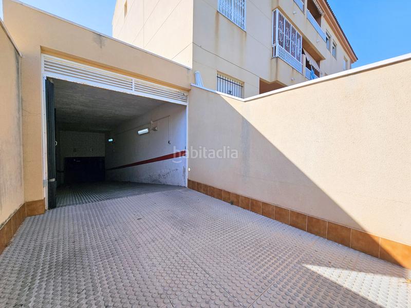 Foto 7fc51891-1a3b-4363-892c-0a9e3c85a0d2. Etagenwohnung mit parking pool in Centro Alcázares (Los)
