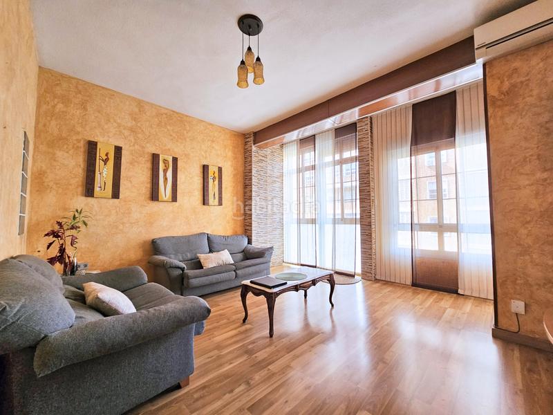 Foto 1f8ee4bb-4934-48a7-9b30-d13a7f4fc3f3. Etagenwohnung mit parking in Ensanche Cartagena