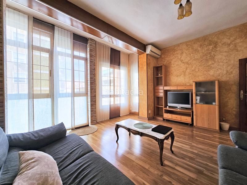 Foto 294a7bde-0eb5-4d70-9a56-5976e2fe7966. Etagenwohnung mit parking in Ensanche Cartagena