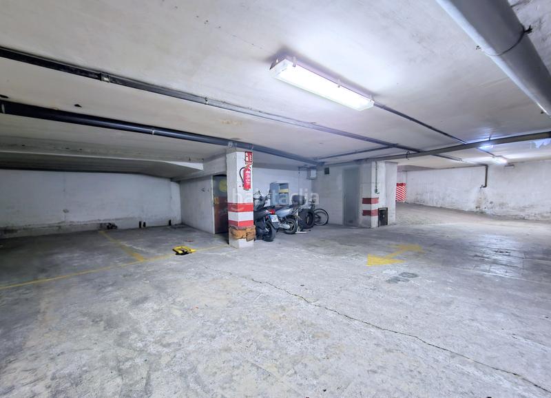 Foto 6c42cd75-47d4-40c4-bc39-ce749f622043. Etagenwohnung mit parking in Ensanche Cartagena