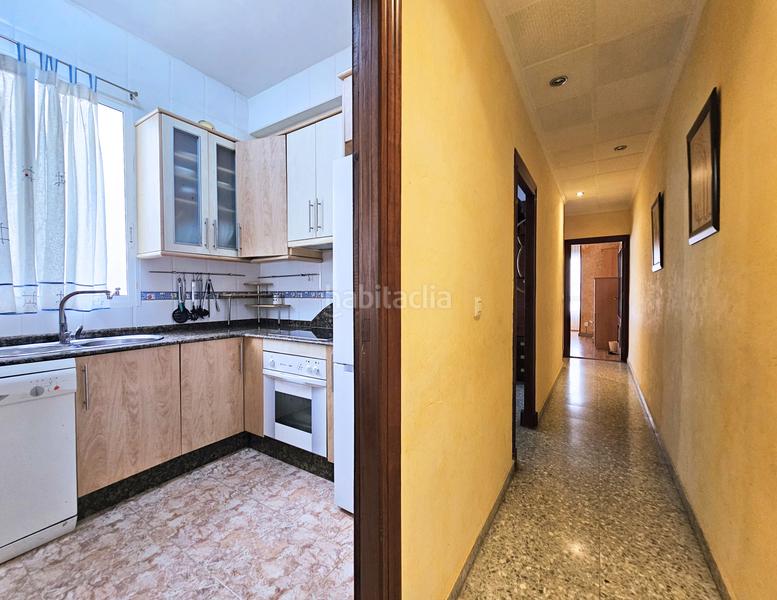 Foto 840f1560-7898-4e8a-b46c-68caf0006be9. Etagenwohnung mit parking in Ensanche Cartagena