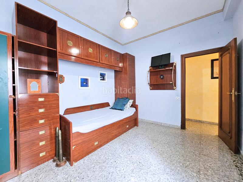 Foto a2984c5a-254a-446e-9674-7ba96aca74b7. Etagenwohnung mit parking in Ensanche Cartagena