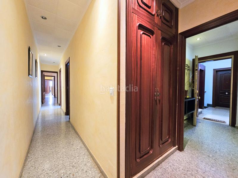 Foto af49e0af-9f68-49ba-8da7-e134e70baf71. Etagenwohnung mit parking in Ensanche Cartagena