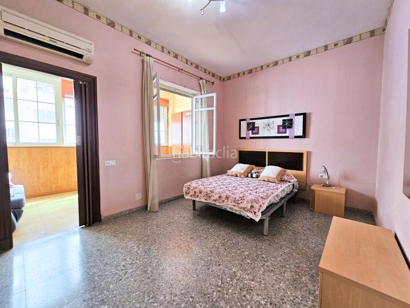 Foto d11dc251-529c-4ce8-a6ca-eb1f402ffb1f. Etagenwohnung mit parking in Ensanche Cartagena