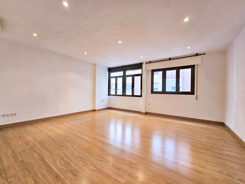 Foto 1ba8c3e5-1b91-47a1-9c5f-a82e34b4829c. Pis amb aparcament a Casco Antiguo Cartagena