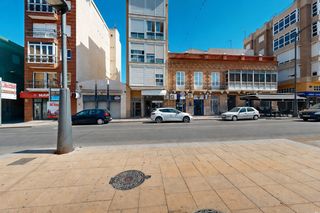 Appartamento in La Unión. Magnífico piso ubicado en calle mayor de la unión