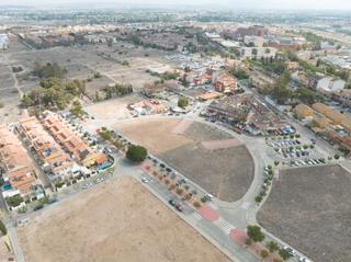 Terreny residencial  Calle pepe pintado. Parcela comercial en el palmar
